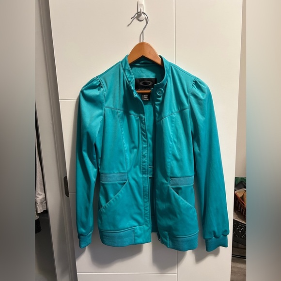 Oakley Women’s Zip Up size XS (fits more like S) - Picture 2 of 10
